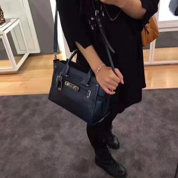 Coach swagger 27 handbag - Picture 11 of 11